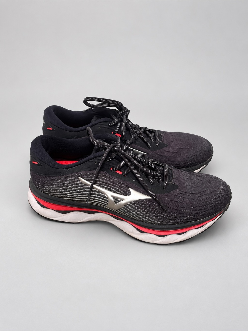 Mizuno Wave Sky 5 Women's Running Shoes Size 10.5 Navy Purple Coral Max Cushion